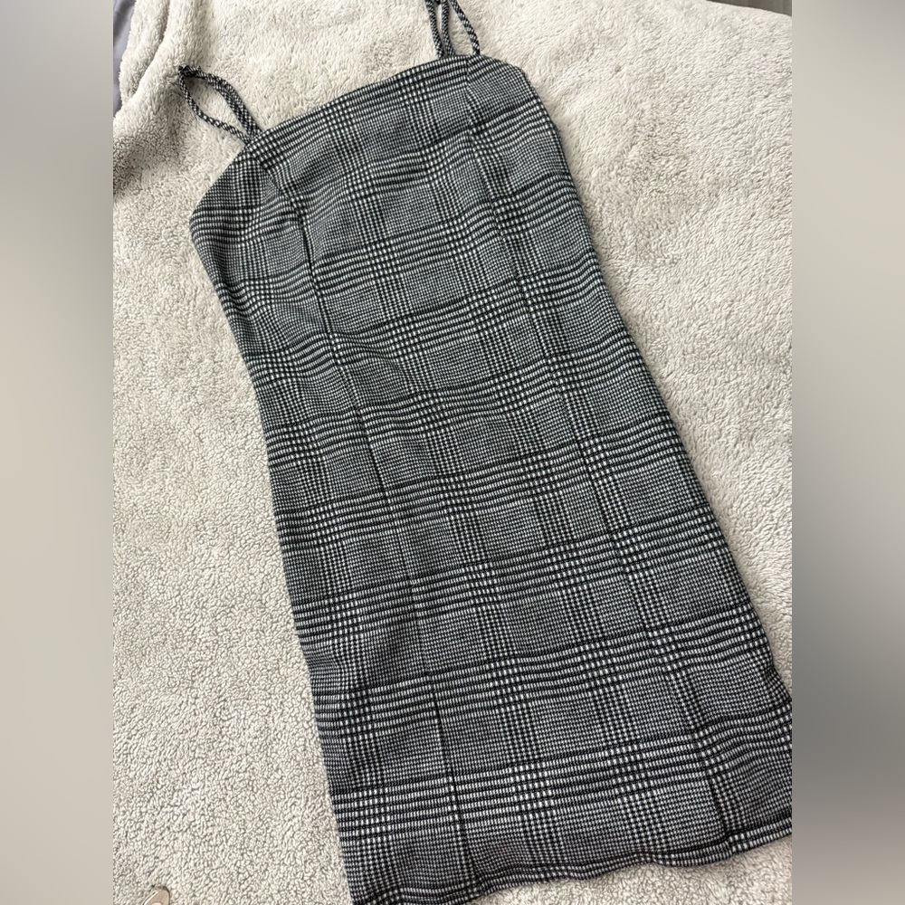 Black and White Plaid Mini Dress - Picture 4 of 6